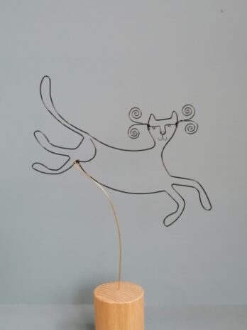 Becky Crawford Wire Cat Sculpture